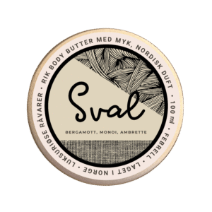 Pisket body butter i aluminiumskrukke fra Febrell, laget med sheasmør, kakaosmør og mandelolje. Naturlig og luftig fuktighetskrem for tørr hud med søt duft.